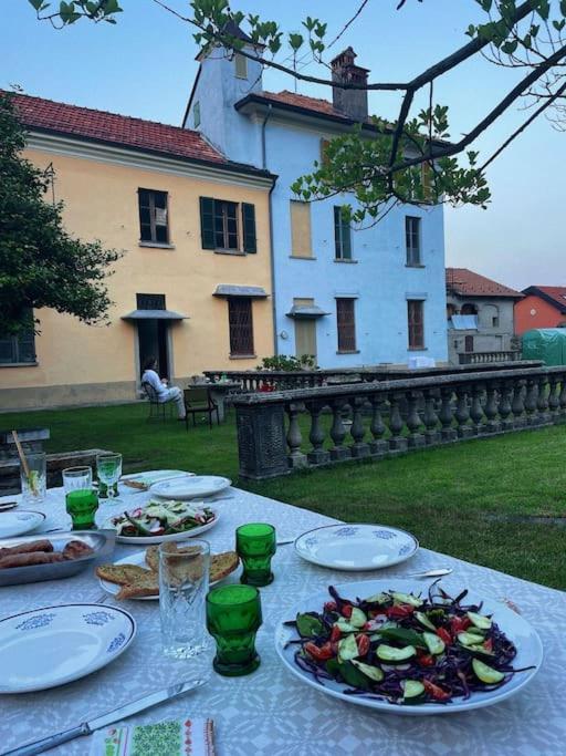Appartamento Storico Con Giardino Soleggiato - B&B Via Rinaldi Arto Centonara Eksteriør bilde