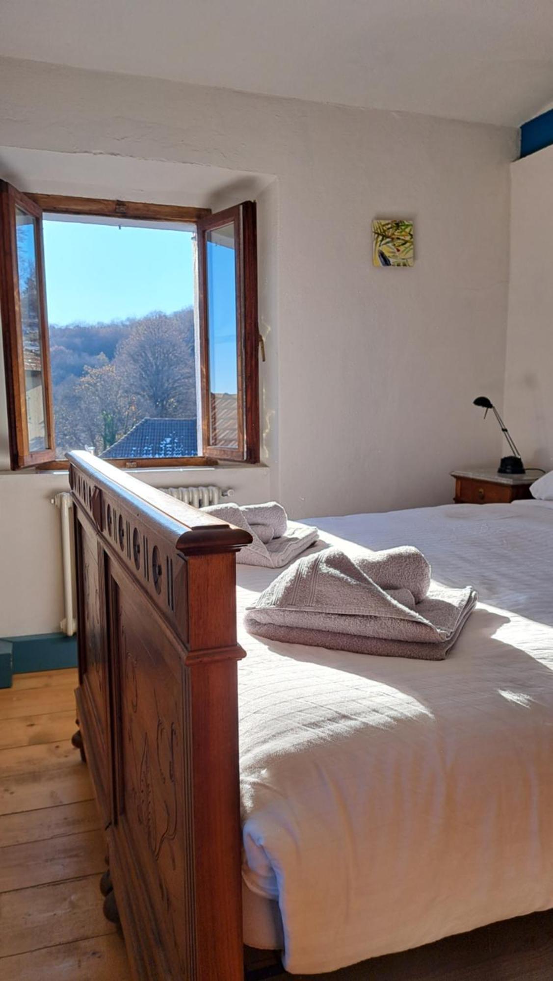 Appartamento Storico Con Giardino Soleggiato - B&B Via Rinaldi Arto Centonara Eksteriør bilde