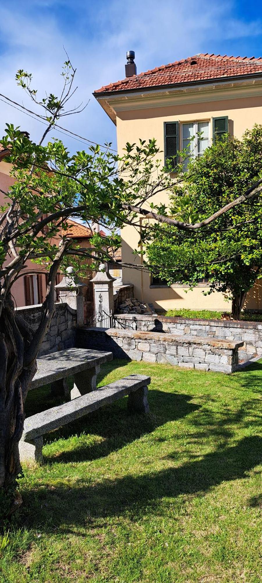 Appartamento Storico Con Giardino Soleggiato - B&B Via Rinaldi Arto Centonara Eksteriør bilde