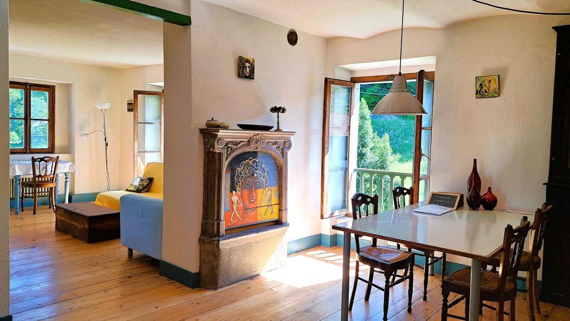 Appartamento Storico Con Giardino Soleggiato - B&B Via Rinaldi Arto Centonara Eksteriør bilde