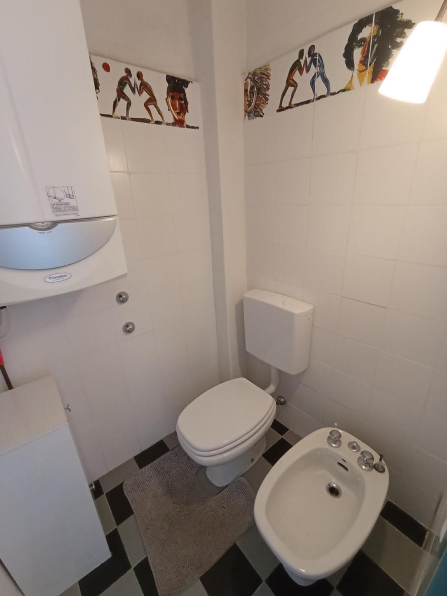 Appartamento Storico Con Giardino Soleggiato - B&B Via Rinaldi Arto Centonara Eksteriør bilde